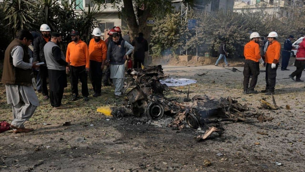 Blast: বিস্ফোরণে কেঁপে উঠল আফগানিস্তান, মৃত তালিবান পুলিশ প্রধান সহ ৩