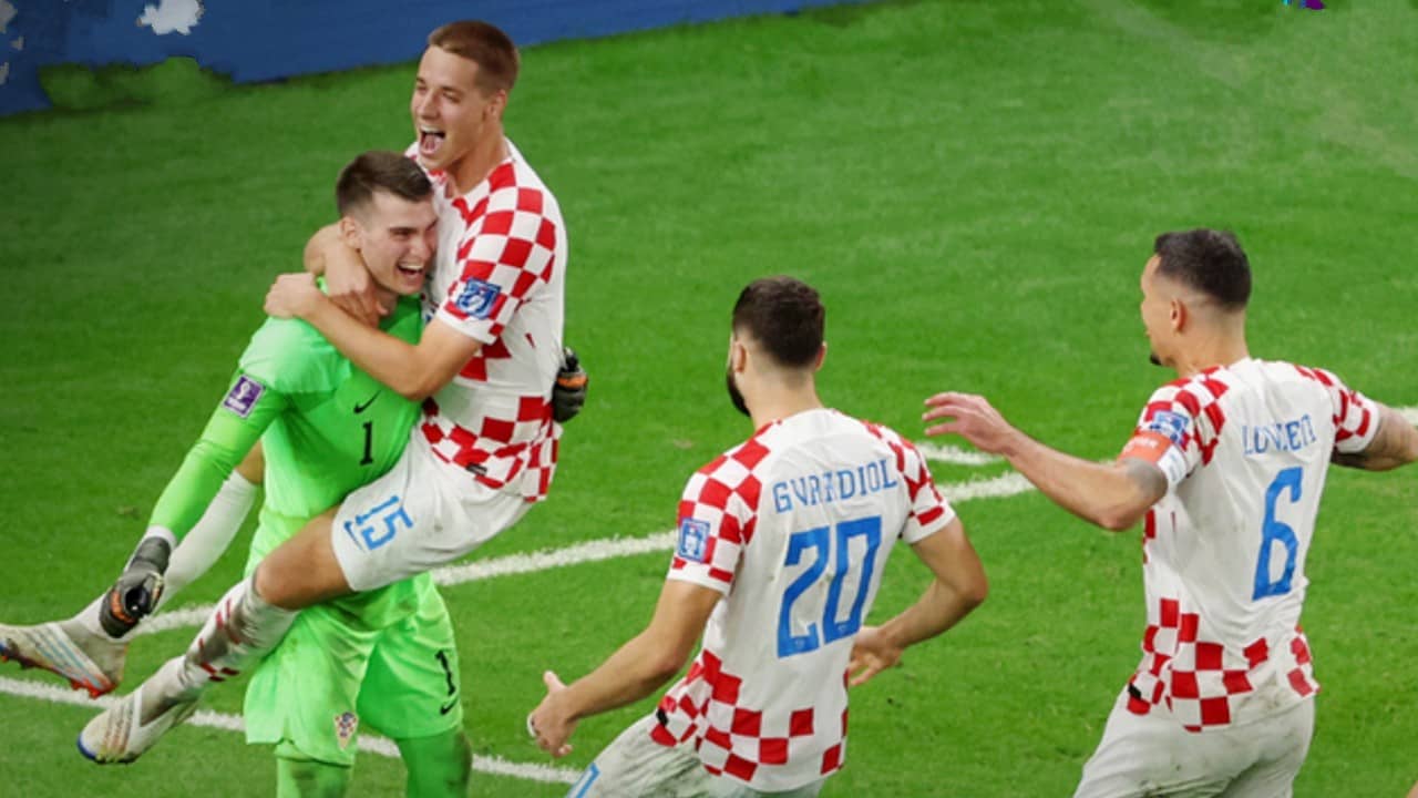 JAP vs CRO Match Report: টাইব্রেকারে জাপানের হার্ট-ব্রেক, কোয়ার্টার ফাইনালে ক্রোয়েশিয়া