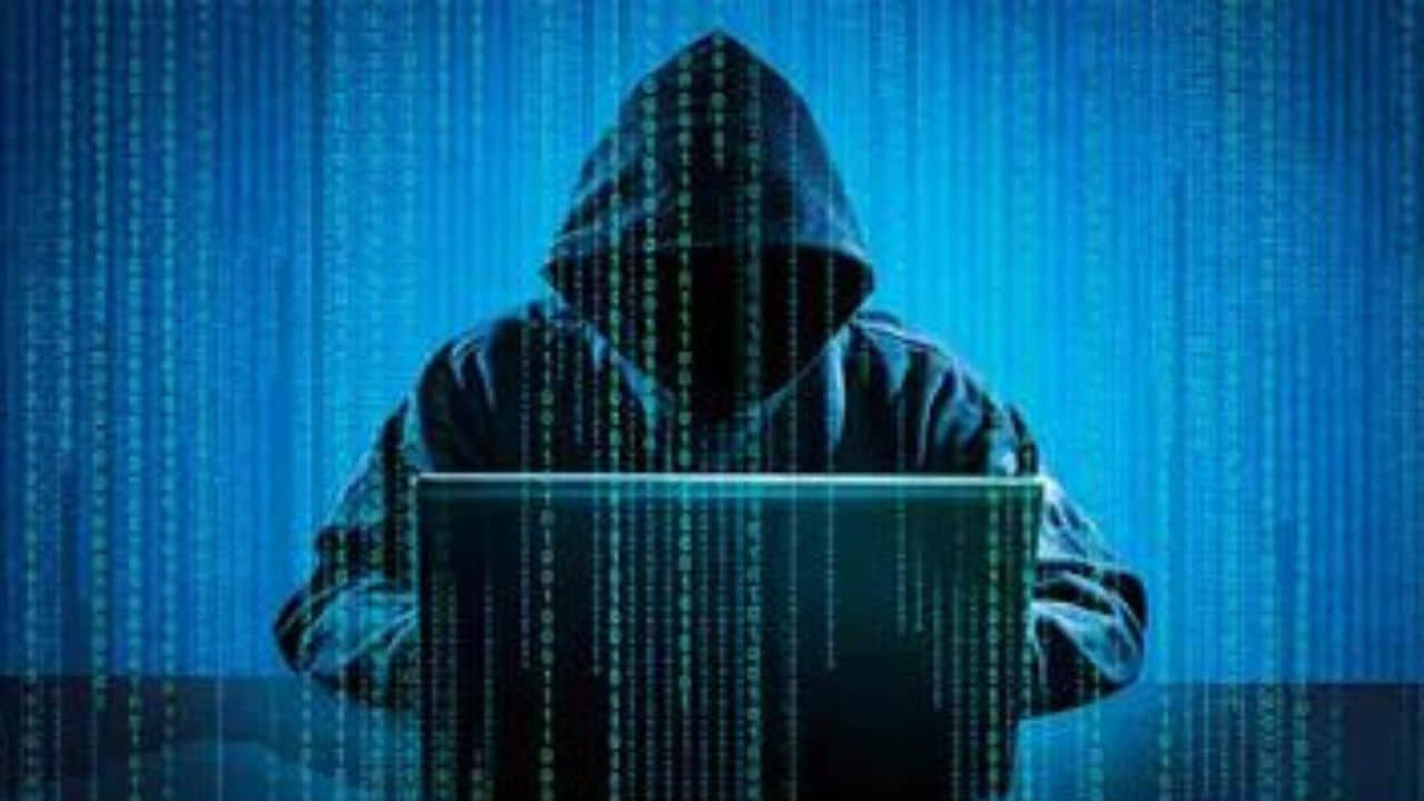 Saltlake Cyber Fraud: সাবধান হোন! ওটিপি বা ডেবিট কার্ডের তথ্য ছাড়াই ব্যাঙ্ক থেকে গায়েব হচ্ছে লাখ লাখ টাকা