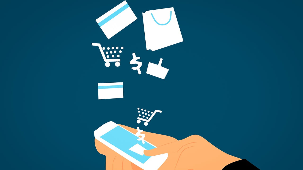 আর প্রত্যেকদিন নিজেকে ছোটো ছোটো টার্গেট দিন। রাস্তায় বেরিয়ে কত টাকা খরচ করবেন সেটা আপনাকেই সিদ্ধান্ত নিতে হবে। আর আপনি যদি খরচে রাশ টানতে পারেন দীর্ঘ মেয়াদে লাভবান হবেন আপনিই।