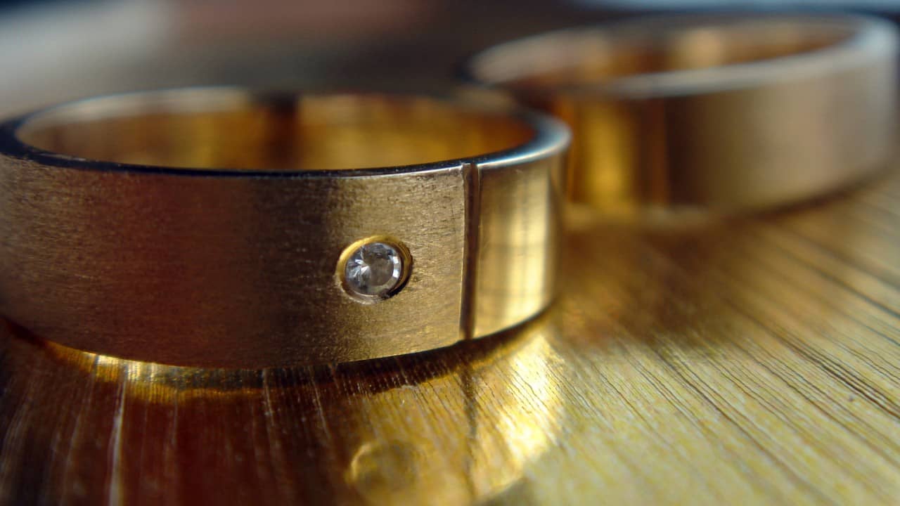 Gold Price Today: শনিবারেও দাম বাড়ল সোনার, আজ দর কত হলুদ ধাতুর?