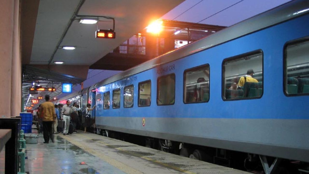 Express trains canceled : ৩ দিন উত্তরবঙ্গে বাতিল দূরপাল্লার একাধিক ট্রেন