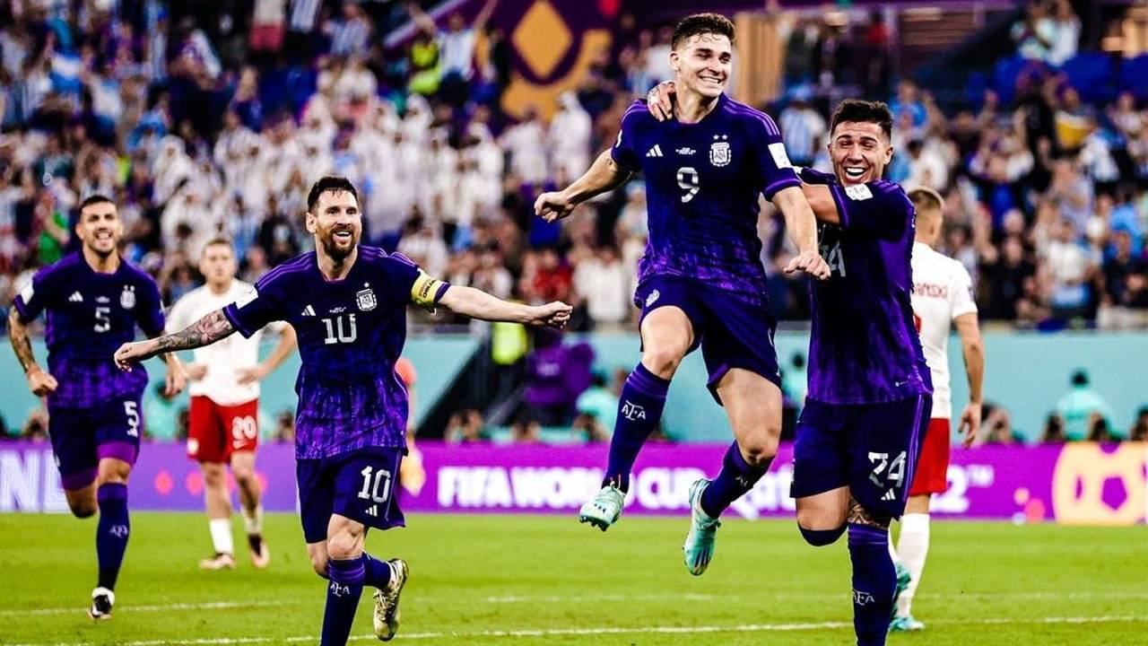 Julian Alvarez: নায়কের সঙ্গে বিশ্বকাপ খেলার স্বপ্ন পূরণ লা আরানার