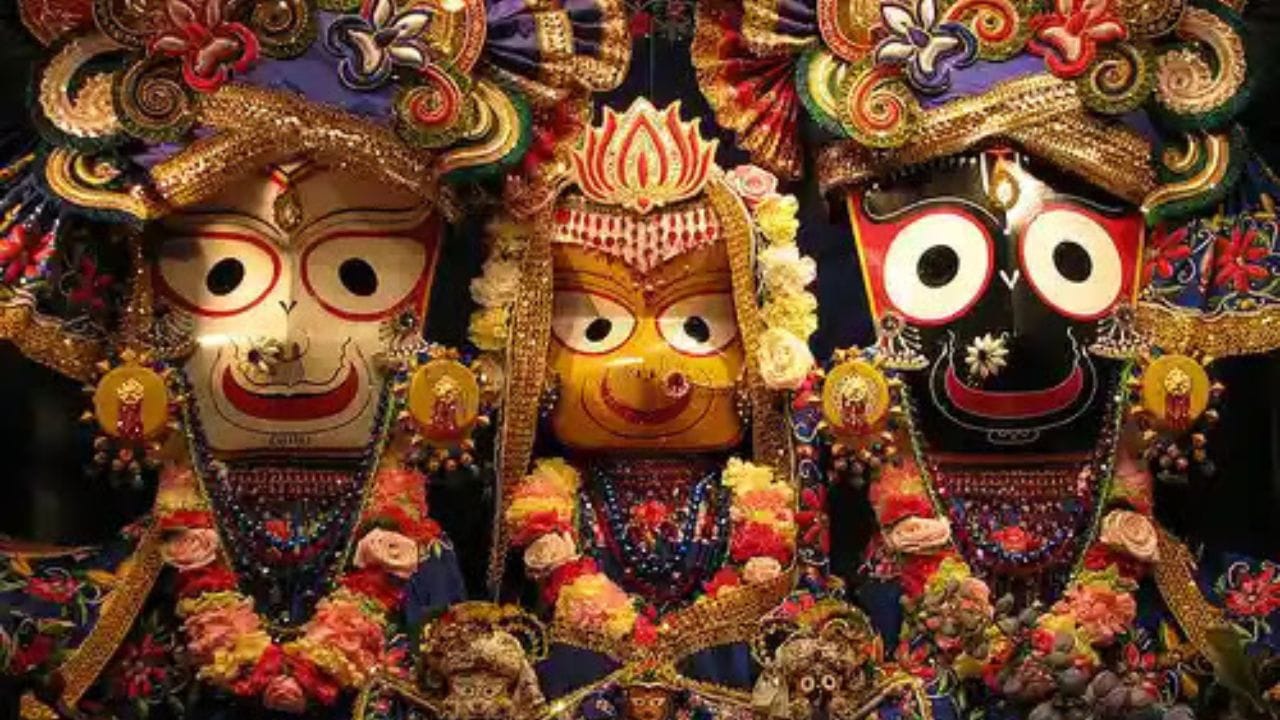  যাত্রা চলে পৌষ পূর্ণিমা, পূর্ণিমার দিন পর্যন্ত। এই দিনে সব পরিবার একত্রিত হয়ে ভগবানকে নানা রকম মিষ্টি ও ভোগ বানিয়ে অর্পণ করা হয়।পরে সেই ভোগ প্রসাদ হিসেবে বিলি করা হয়।