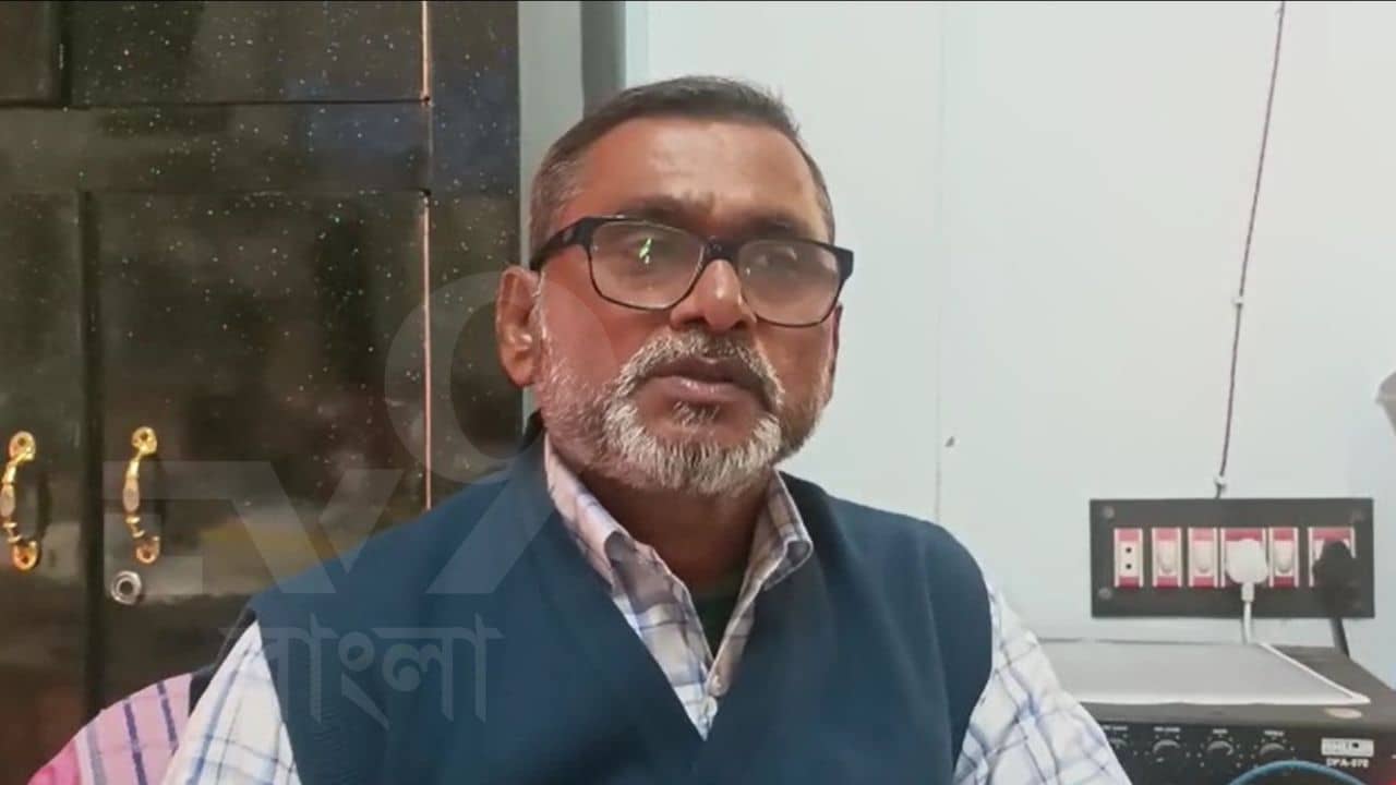Malda: ভুয়ো শিক্ষক নিয়োগের জন্য চাপ দেওয়া হয়েছিল, স্বীকার প্রধান শিক্ষকের, শোরগোল মালদায়
