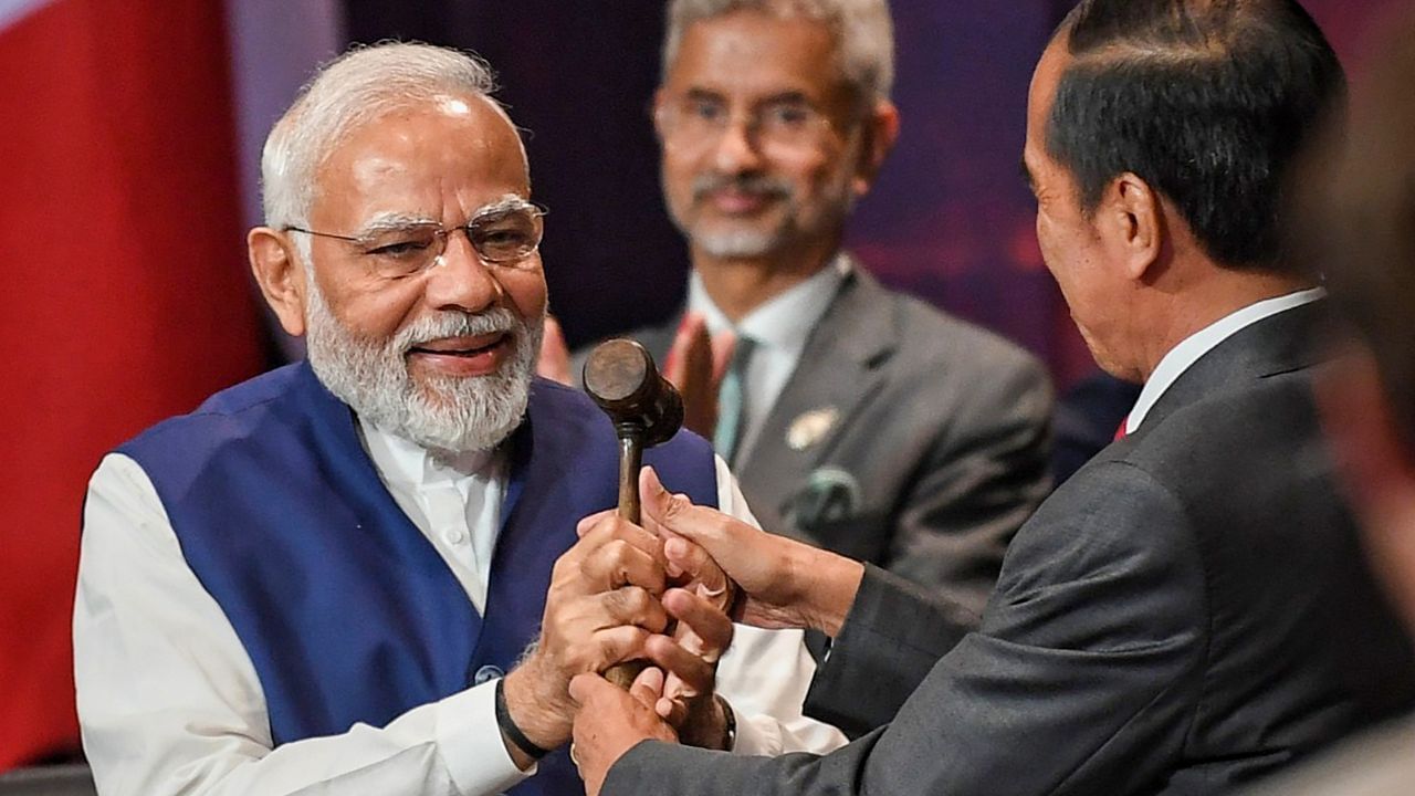 G-20: ১০০টি স্মৃতিস্তম্ভ উজ্জ্বল করবে জি-২০ প্রতীক, আজ থেকে ভারতের কাঁধে সভাপতিত্বের ভার