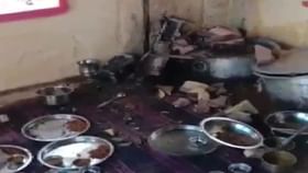 Cylinder Blast: বিয়েবাড়িতে হচ্ছিল হুল্লোড়, হঠাৎ বিস্ফোরণে উড়ল বাড়ির একাংশ! চোখের নিমেষে ঝলসে গেলেন ৫২ জন Cylinder Blast: বিয়েবাড়িতে হচ্ছিল হুল্লোড়, হঠাৎ বিস্ফোরণে উড়ল বাড়ির একাংশ! চোখের নিমেষে ঝলসে গেলেন ৫২ জন