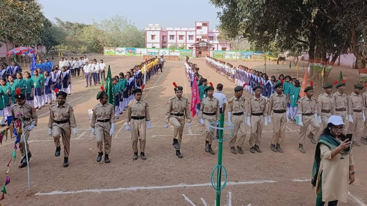 Odisha News: স্কুলের বার্ষিক ক্রীড়া প্রতিযোগিতা ঘিরে হইচই, আচমকা কিশোরের দিকে উড়ে এল জ্যাভলিন