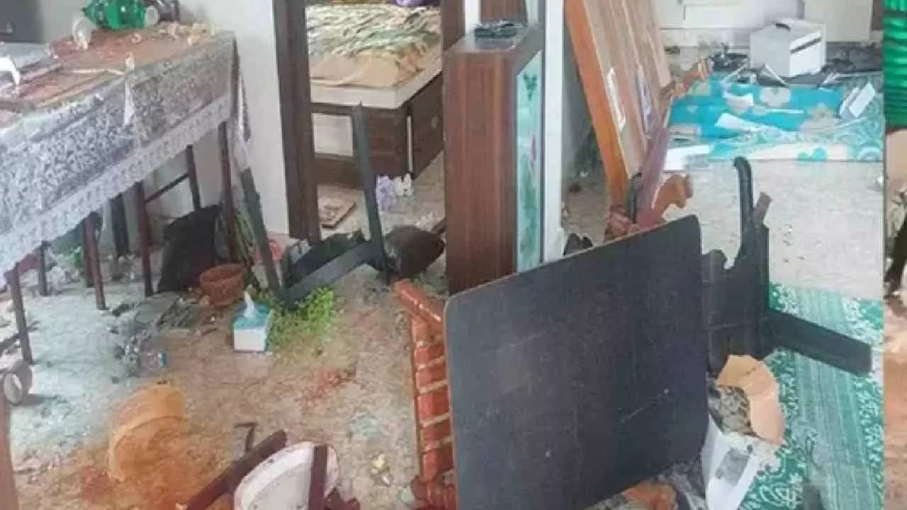 Kidnapping: বাগদানের দিন ফিল্মি কায়দায় ৪০ জন মিলে অপহরণ করল যুবতীকে, চিত্রনাট্যের শেষ দৃশ্যে কী ঘটল?