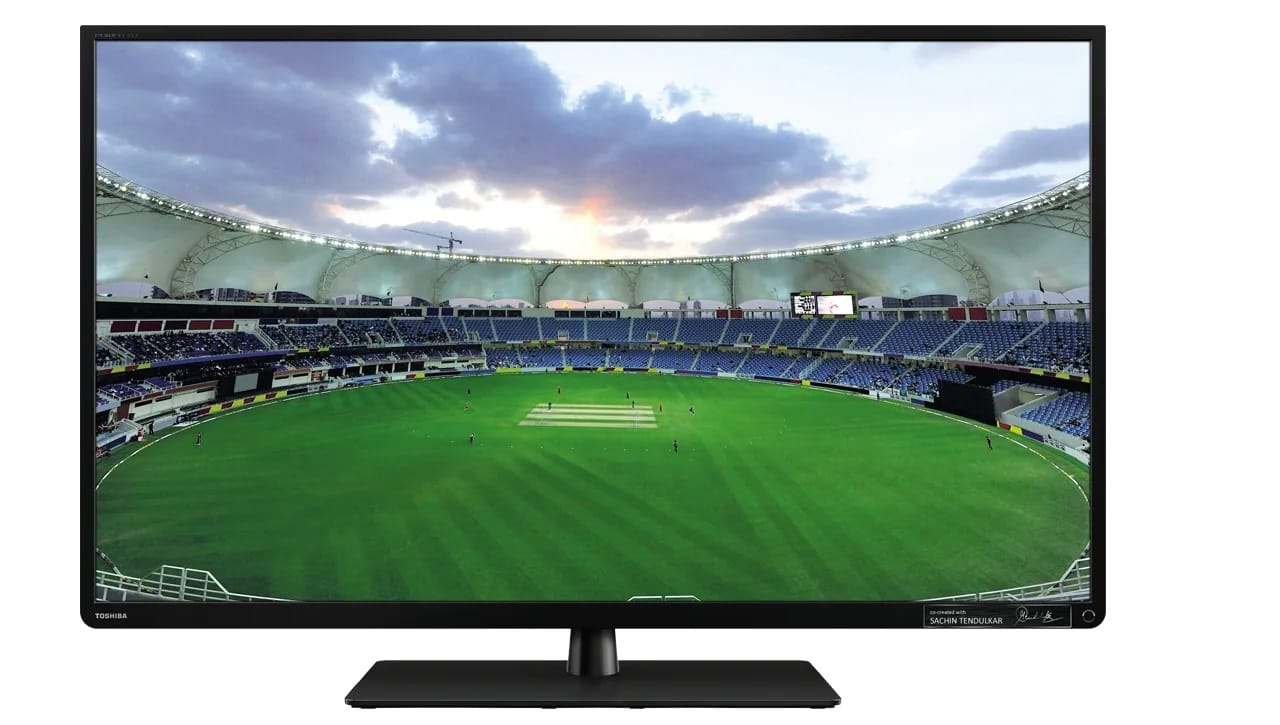 আরও ফিচার: পাওয়া যাবে ডলবি অডিও ফিচারও। এই ডিভাইসের থাকবে ইউটিউব, নেটফ্লিক্স, অ্যামাজন প্রাইমের মতন ওটিটি প্ল্যাটফর্মের সাপোর্টের সুবিধাও। সেইসঙ্গে রয়েছে ইউএসবি পোর্ট ও এইচডিএমআই পোর্টের সাপোর্ট।