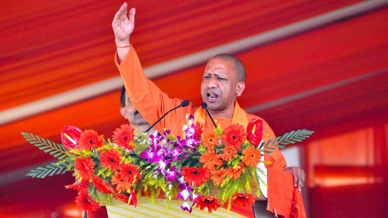 Uttar Pradesh: সাংবাদিকদের জন্য আবাসনও, কোভিডে মৃত সাংবাদিকদের পরিবারকে ৫.৩০ কোটি টাকা দিয়ে আশ্বাস মুখ্যমন্ত্রীর