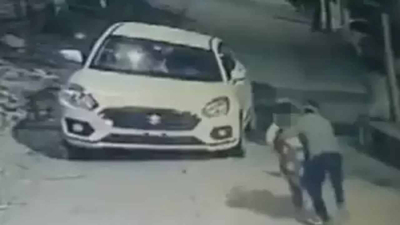 Telangana Shocker: বাবার সঙ্গে মন্দির থেকে ফিরছিলেন, চার জন গাড়িতে তুলে নিয়ে গেল যুবতীকে