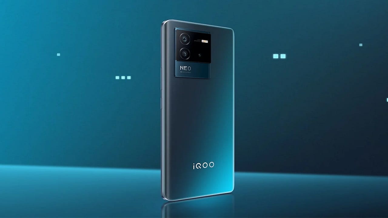 iQOO Neo 6:   আইকিউওও নিও 6 ফোনের দাম প্রায় 29,999 টাকা। ফোনটিতে রয়েছে স্ন্যাপড্রাগন 870 চিপ এবং উন্নতমানের পাওয়ার ম্যানেজমেন্ট সিস্টেম। এ ফোনে রয়েছে 4700 এমএএইচ ব্যাটারি। এর ফলে সারাদিন সহজেই ব্যবহার করা যায় ফোনটি। iQOO Neo 6 ফোনে রয়েছে 80W চার্জ। এর ফলে ফোনটি মাত্র 45 মিনিটেই ফুল চার্জ হয়ে যায়।