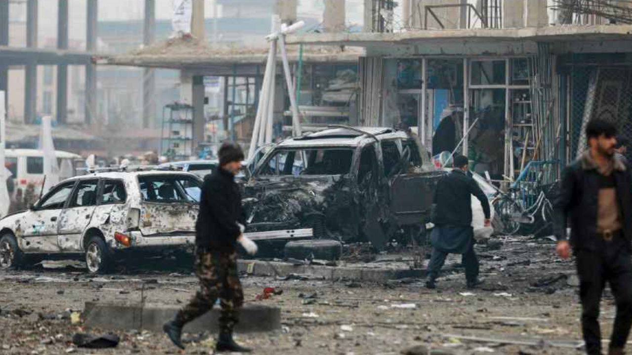 Blast: আফগানিস্তানে চলন্ত বাসে বিস্ফোরণ, মৃত ৫