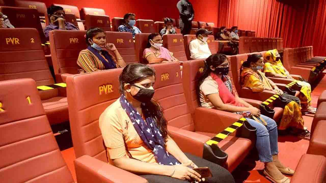 Bengali Cinema Halls: 'কর্ণাটকের মতো আমাদের রাজ্যের সিনেমা হলে আসন ভর্তি থাকে না', মাস্ক পরা প্রসঙ্গে বললেন প্রেক্ষাগৃহের মালিক