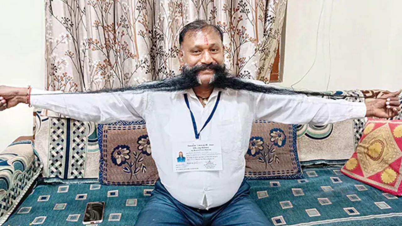 Moustache Man: গুজরাটের গোঁফম্যান এবার হিমন্তনগরের প্রার্থী, তাঁর