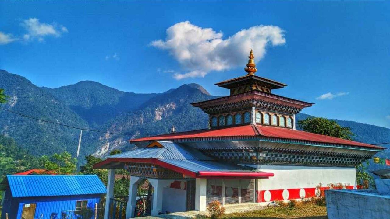 Dooars: ভিড়ভাট্টা এড়িয়ে ট্রেইল ধরে ঘুরে আসুন লেপচাখা, পথে পড়বে বক্সা ফোর্ট