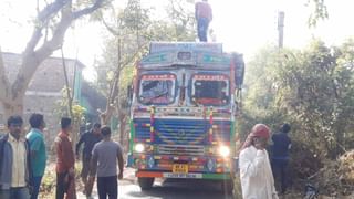 Balurghat: বিধায়ক তহবিলের টাকায় সৌর বাতি, ‘কৃতজ্ঞতা’ স্বীকার না করায় সরব বিজেপি