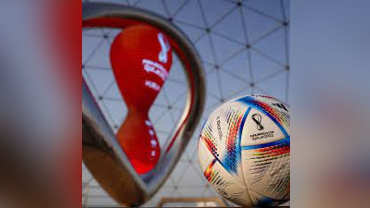 ফুটবল মানেই গোল। ফুটবলার থেকে সমর্থক প্রত্যেকেই মুখিয়ে থাকেন গোল করা ও গোল দেখার আশায়। কাতার বিশ্বকাপে একাধিক দুর্দান্ত গোল হয়েছে। সেরা কিছু গোলের ঝলক দেখে নেওয়া যাক। ছবি: টুইটার