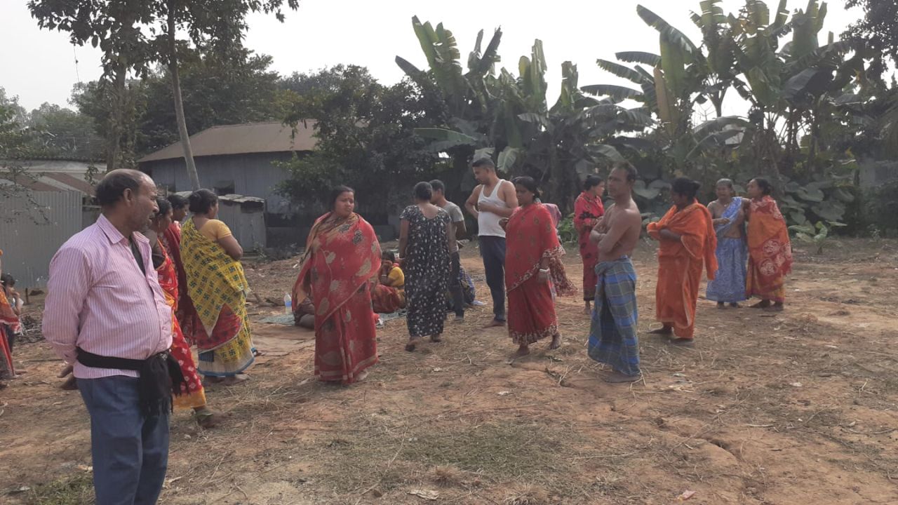 Balurghat Suicide: সামনের মঙ্গলবারই ছিল বিয়ে, তার আগে ফাঁকা ঘরে ছেলেটাকে এই অবস্থায় দেখে থ বাড়ির লোক