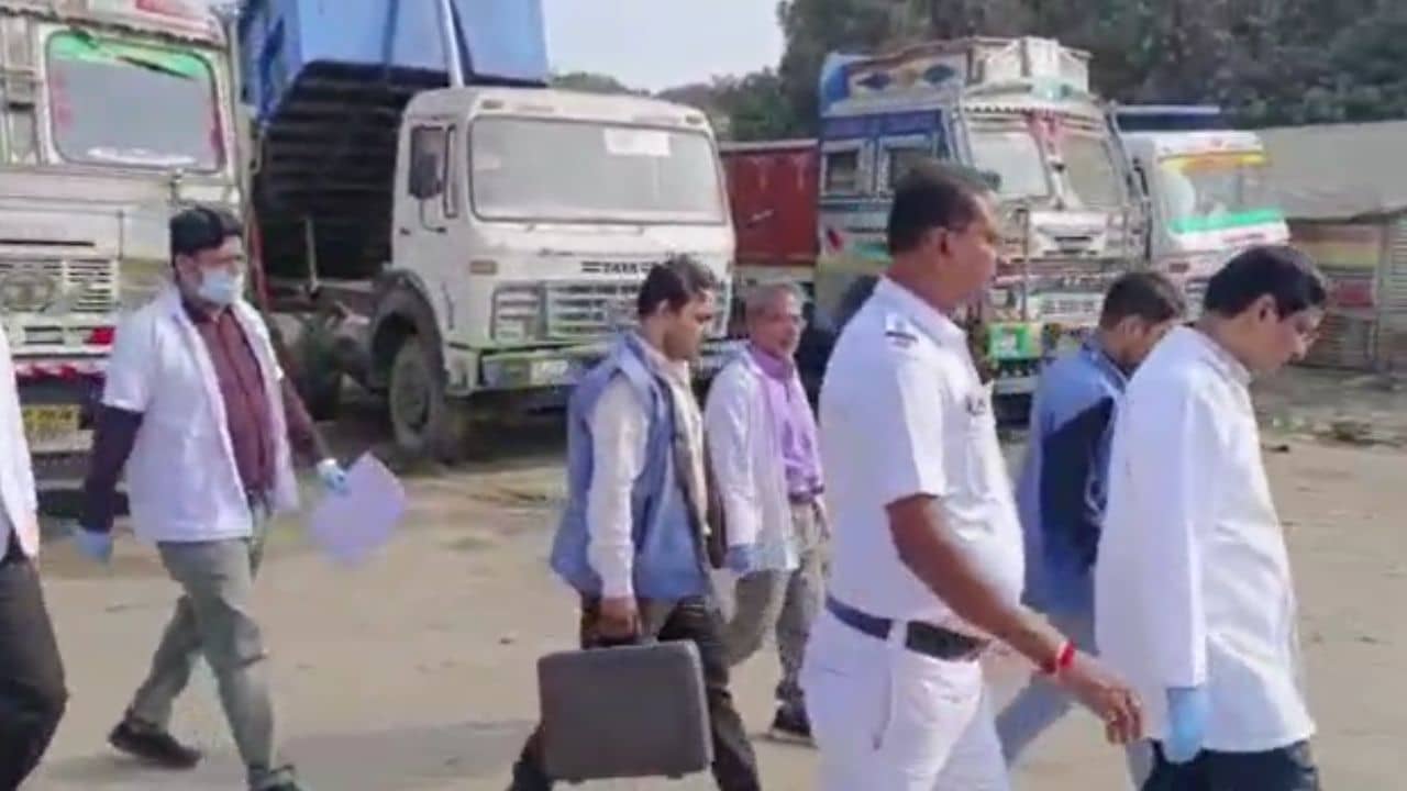 TMC in Bhangar : তৃণমূল পার্টি অফিস জ্বালিয়ে দেওয়ার অভিযোগ উঠেছিল ISF-র বিরুদ্ধে, আজ হাতিশালা পরিদর্শনে ফরেন্সিক দল