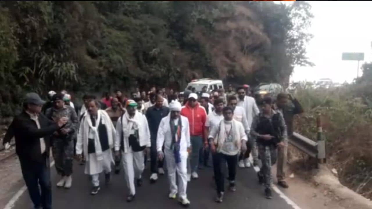 Bharat Jodo Yatra: শীর্ষ নেতাদের ছাড়াই বাংলায় সম্পূর্ণ ভারত জোড়ো যাত্রা