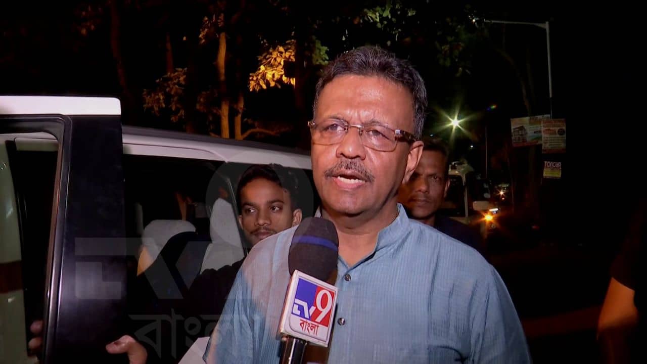 Firhad Hakim: অয়ন কাণ্ডের পর কি এবার পুরসভায় নিয়োগ পদ্ধতিতে বদল? স্পষ্ট করলেন পুরমন্ত্রী