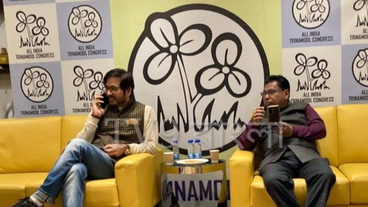 Hiran Chatterjee: বঙ্গ বিজেপিতে আবার ভাঙন? তৃণমূলে ফের হিরণ?