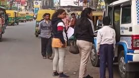 Hooghly : 'মা-বাবা নেই', পুলিশকে বলল ছোট্ট সায়ন, ছেলের কথা শুনে হতবাক শোভারানি দেবী Hooghly : 'মা-বাবা নেই', পুলিশকে বলল ছোট্ট সায়ন, ছেলের কথা শুনে হতবাক শোভারানি দেবী