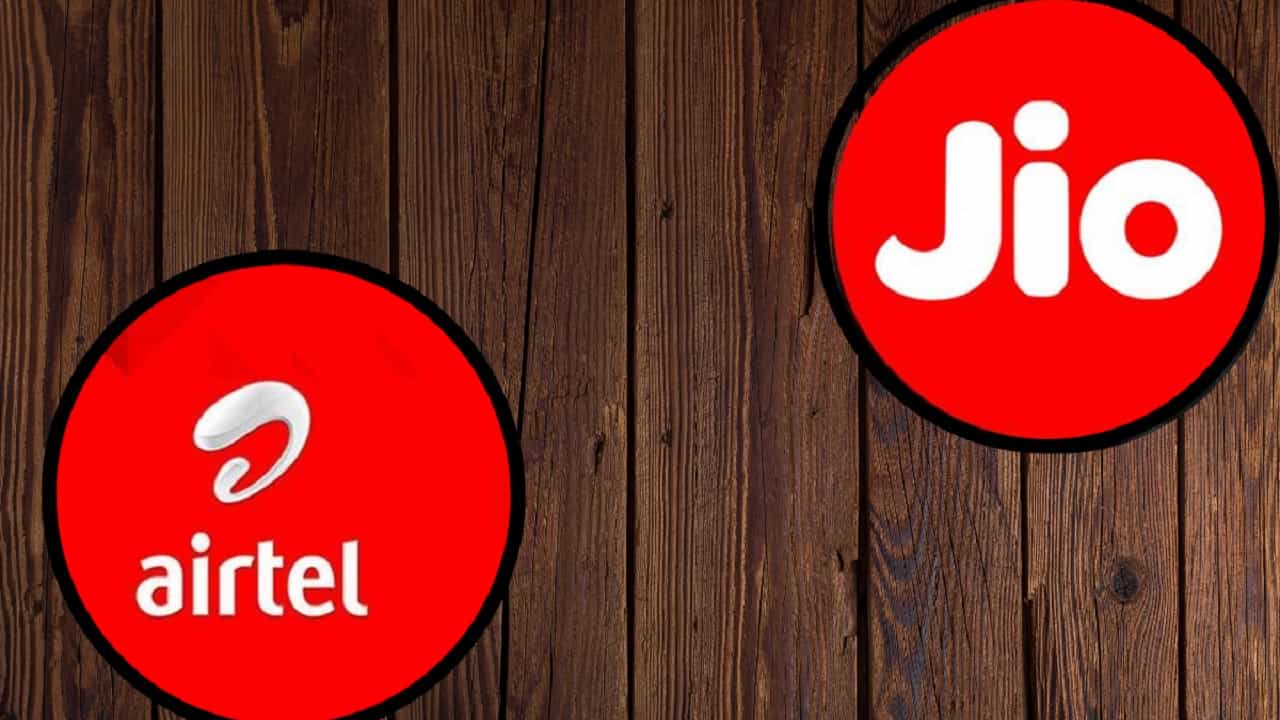 Jio ও Airtel-এর এক খরচের একমাত্র প্ল্যান, 25GB বান্ডল ডেটা, সেরা অফার কার? Jio ও Airtel-এর এক খরচের একমাত্র প্ল্যান, 25GB বান্ডল ডেটা, সেরা অফার কার?