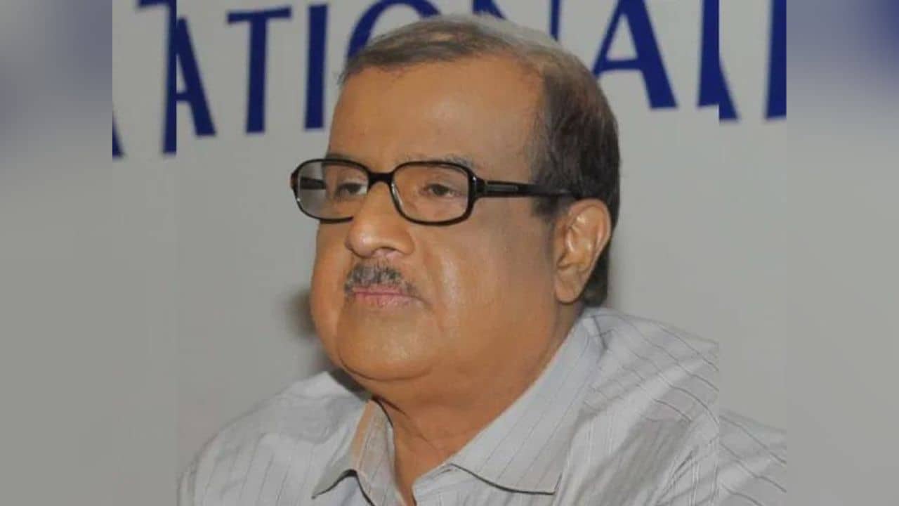 UPA সরকার রিলায়েন্সকে গ্যাসের দর নির্ধারণে সুবিধা পাইয়ে দিয়েছিল, দাবি প্রাক্তন আমলার