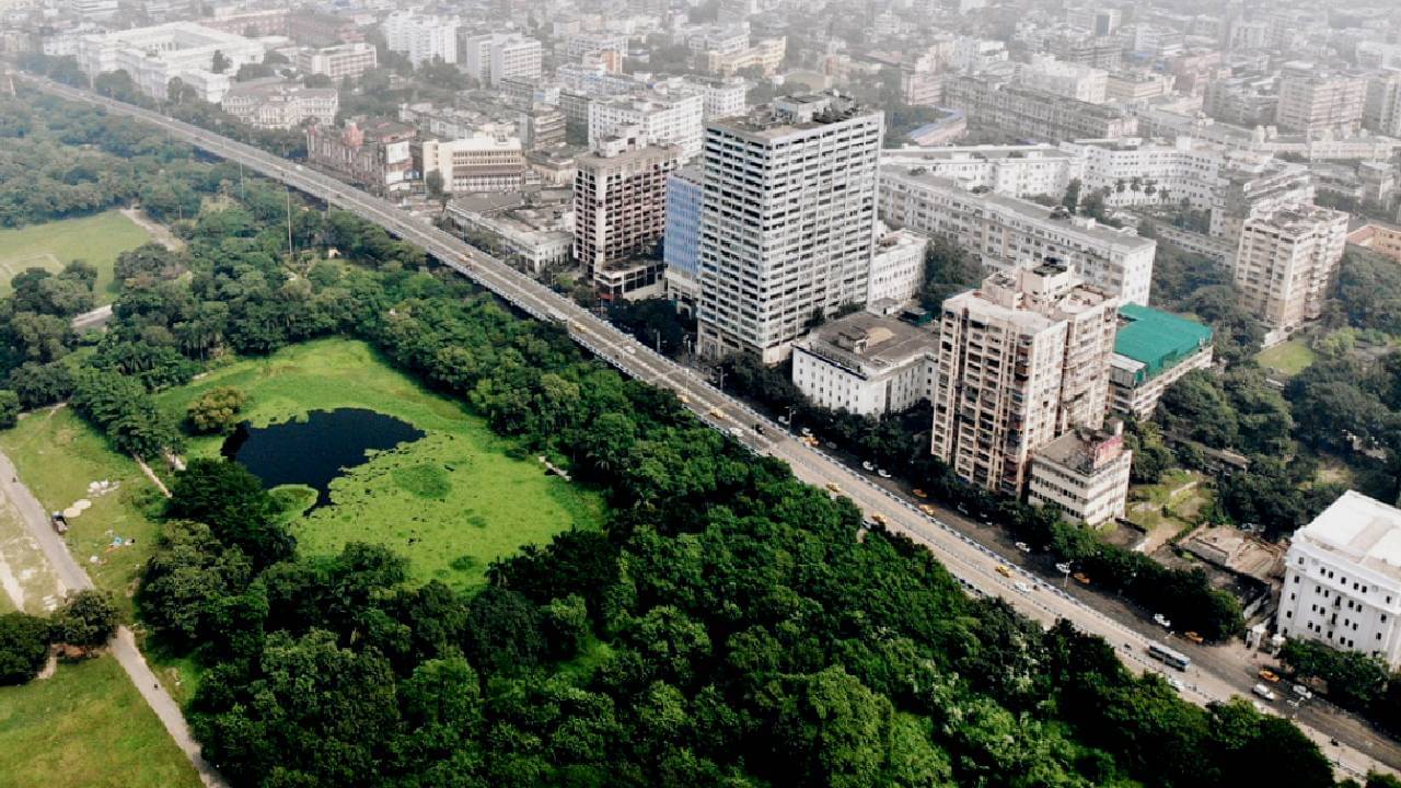 Kolkata  : পকেটে টান পড়তে চলেছে কলকাতাবাসীর, সম্পত্তি কর সংশোধনের সিদ্ধান্ত পুরনিগমের