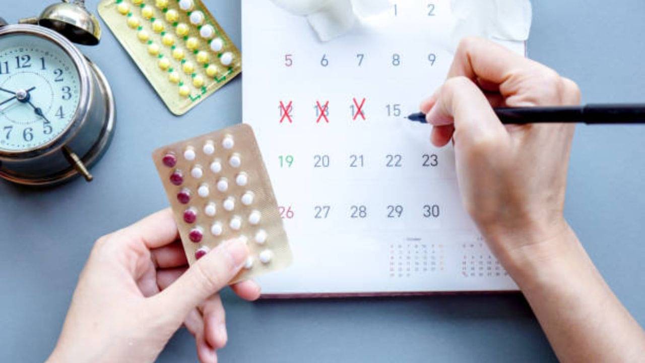 Birth Control Side Effects: প্রায়শই গর্ভনিরোধক পিল খেলে কি গর্ভধারণের সম্ভাবনা কমে যায়? যা বলছেন চিকিৎসকেরা...