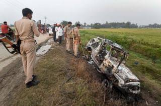 New Delhi Accident: রাতের দিল্লিতে হেনস্থার শিকার মহিলা কমিশনের প্রধান, টেনে হিঁচড়ে নিয়ে গেল গাড়ি