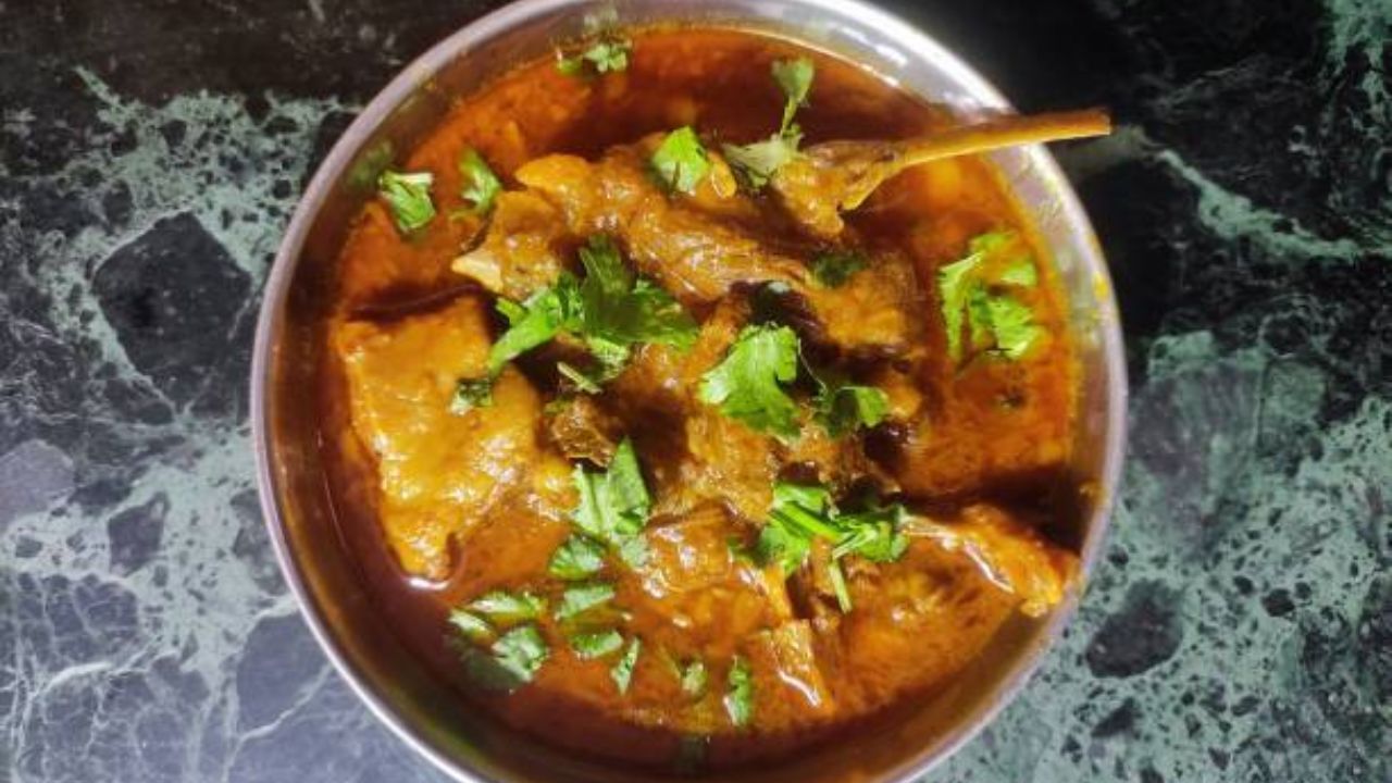 Mutton Curry Recipe: বন্ধ নাক খুলবেই যদি রবিবারে হালকা পাতলা মাটনের ঝোল বানিয়ে খান এইভাবে