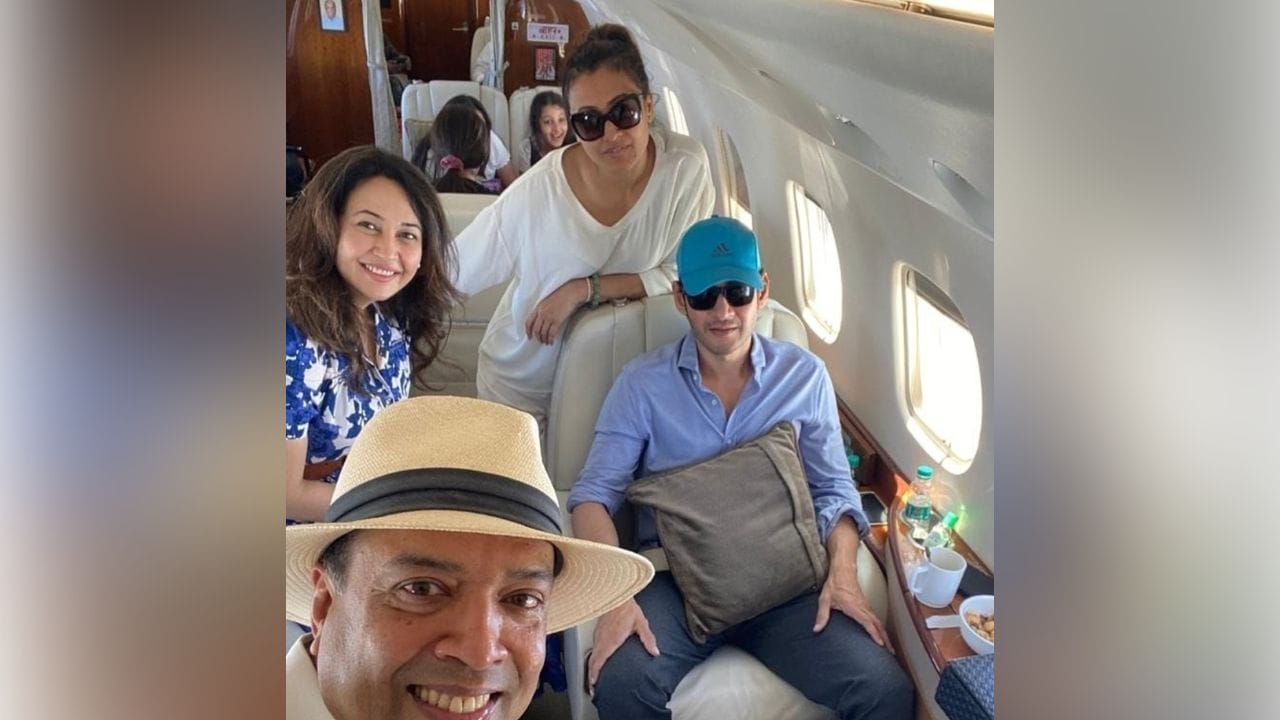 টলিউডের রাজা আক্কেনি নাগার্জুনকে ভারতের সবচেয়ে ধনী অভিনেতা বলা হয়। প্রায় ৯৫০ কোটি টাকার সম্পত্তি রয়েছে তাঁর। একাধিক বিলাসবহুল গাড়ির সঙ্গে সঙ্গে অভিনেতার একটি প্রাইভেট জেট রয়েছে।