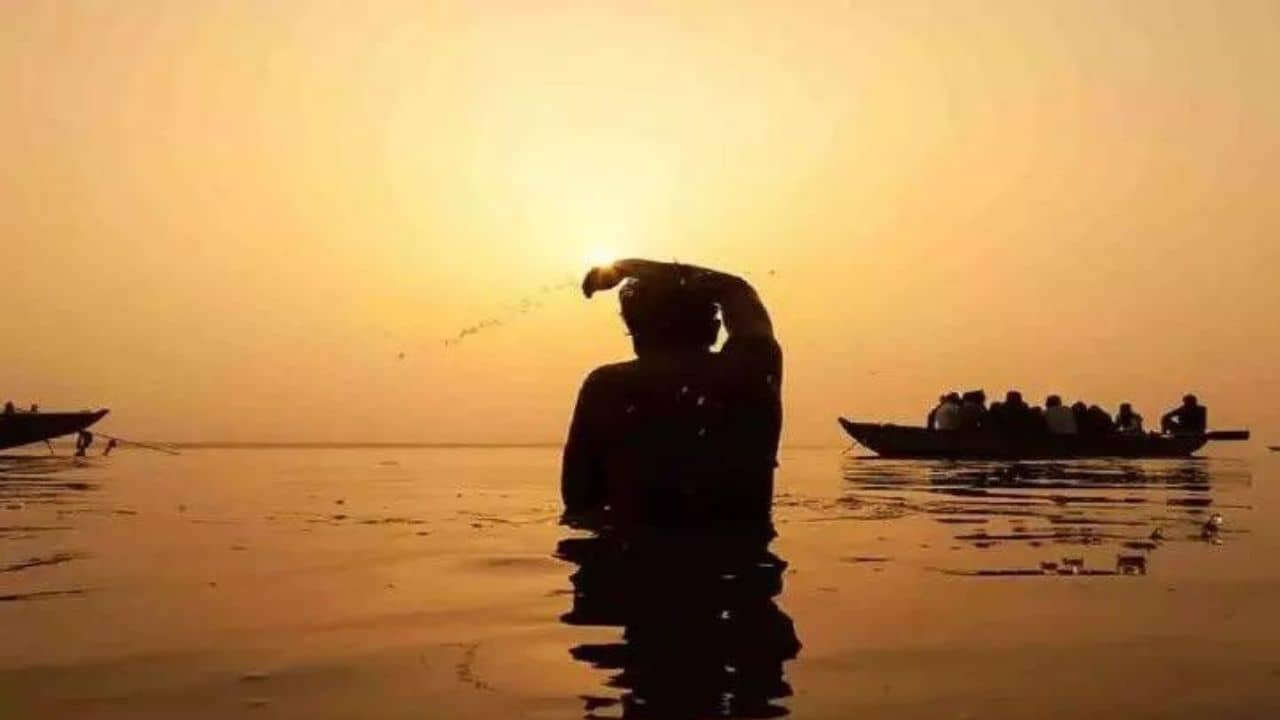 Mauni Amavasya 2023: ৪ রাজযোগে আরও শুভ মৌনী অমাবস্যা! আজকের শুভ মুহূ্র্ত, পুজো বিধি ও  দান-ধ্যান সম্পর্কে পুরোটা জানুন