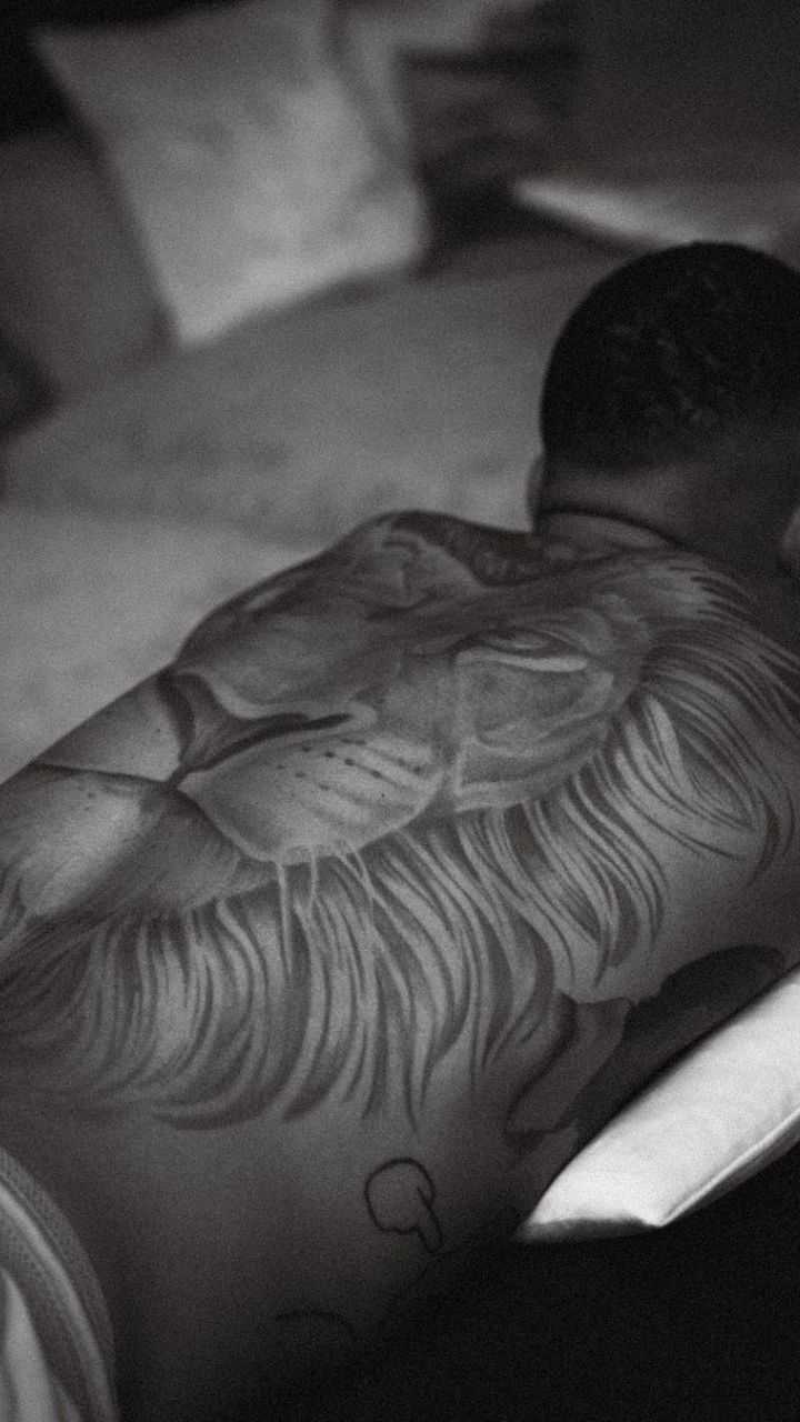 Man Utds Malacia has an incredible Depay style lion tattoo covering the  entire back  US Today News