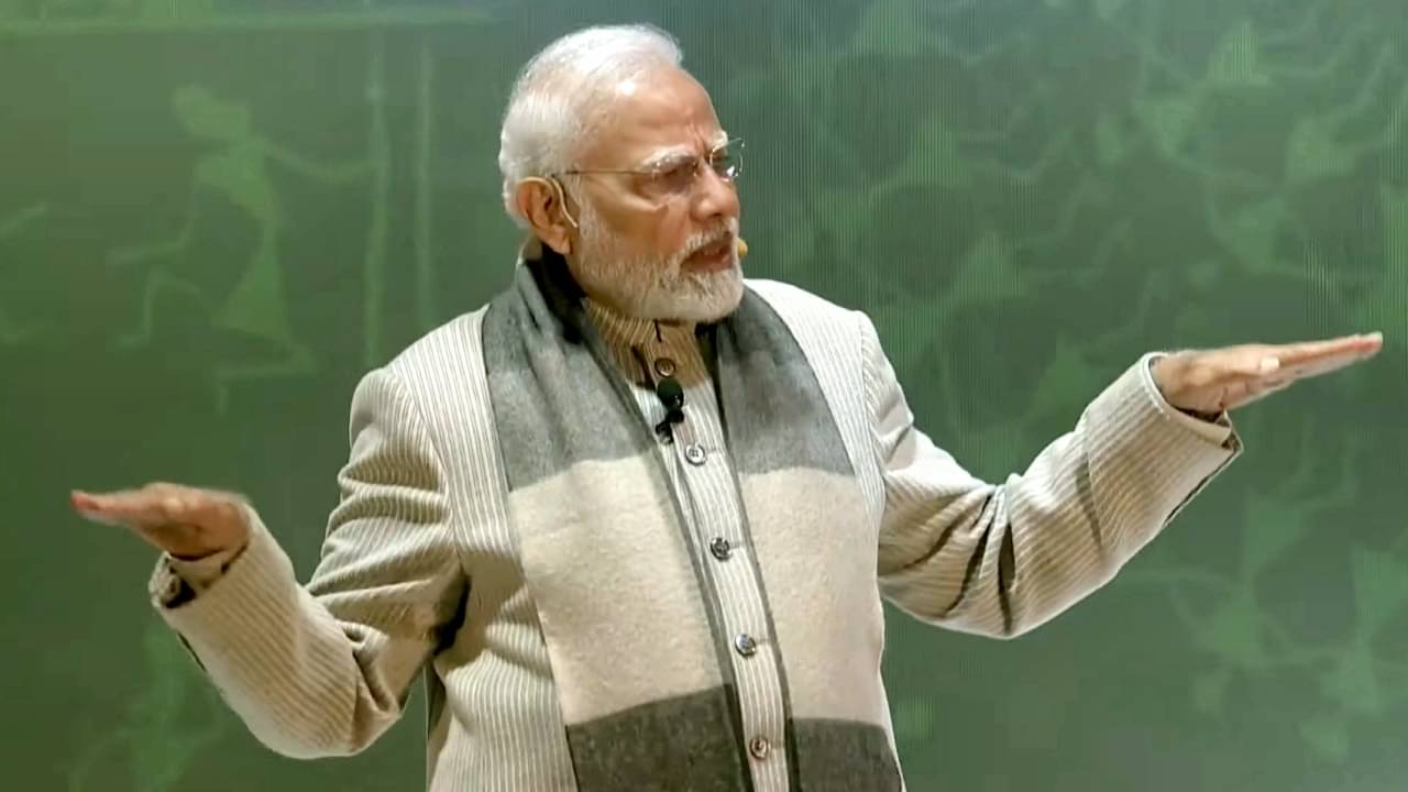 PPC 2023: গড়পড়তা ছাত্রছাত্রীরা কীভাবে সাফল্য পাবে? নিজের সরকারের উদাহরণ দিলেন মোদী