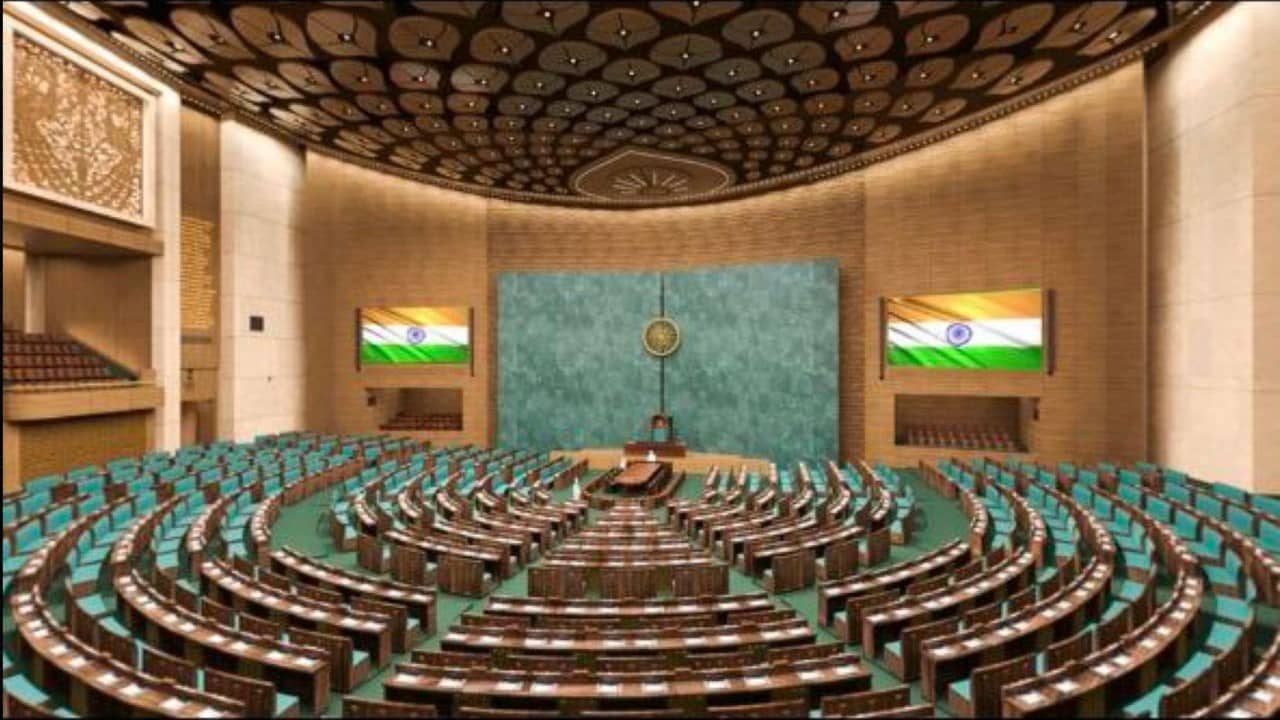Budget Session in New Parliament Building: নয়া সংসদ ভবন থেকেই কেন্দ্রীয় বাজেট পেশ নির্মলার? প্রস্তুতি তুঙ্গে