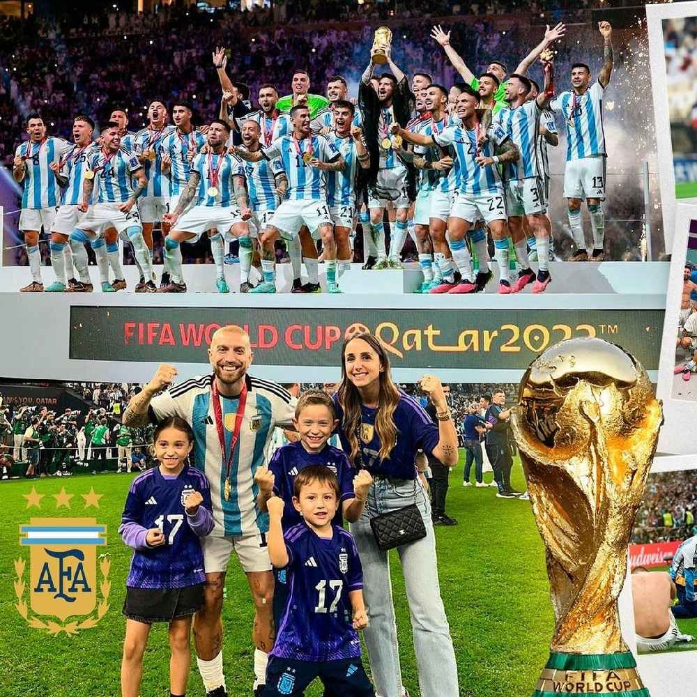 বাইশে ফিফা বিশ্বকাপের (FIFA World Cup) পর মোট তিনটি নতুন ট্যাটু করিয়েছেন পাপু। আরও সহজ করে বললে, পাপু নিজের শরীরে খোদাই করিয়ে নিয়েছেন আর্জেন্টিনার বিশ্বজয়ের স্মৃতি। (ছবি-আলেজান্দ্রো গোমেজ ইন্সটাগ্রাম)
