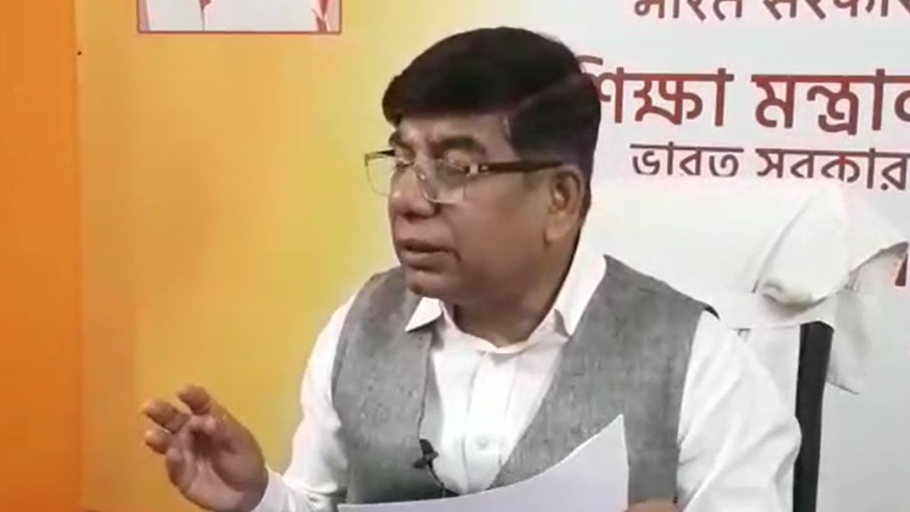 Subhash Sarkar: ৫৪ টি রেল প্রকল্প কেন আটকে? বাজেটের রাজ্যের বিরুদ্ধে বিস্ফোরক অভিযোগ সুভাষ সরকারের