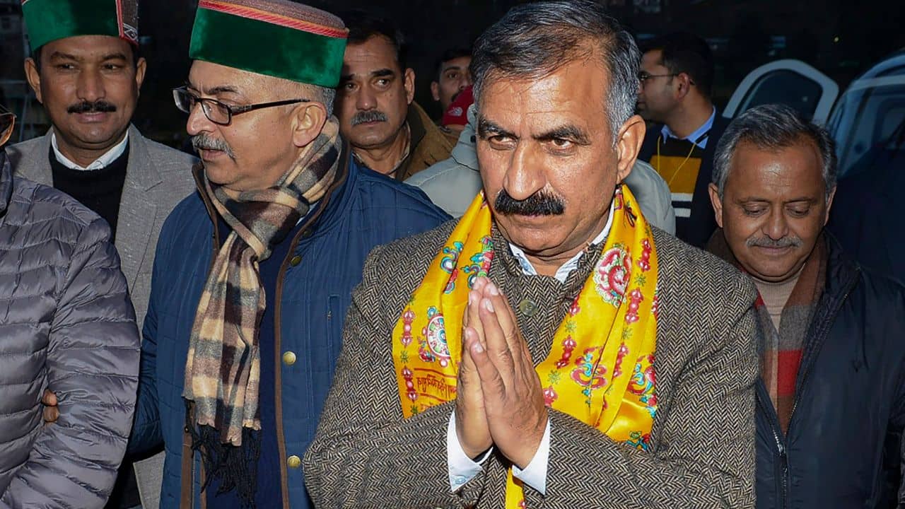 Old Pension Scheme: মুখ্য়মন্ত্রী হয়েই চমক সুখুর, প্রতিশ্রুতি মেনে ফিরিয়ে আনলেন পুরনো পেনশন প্রকল্প