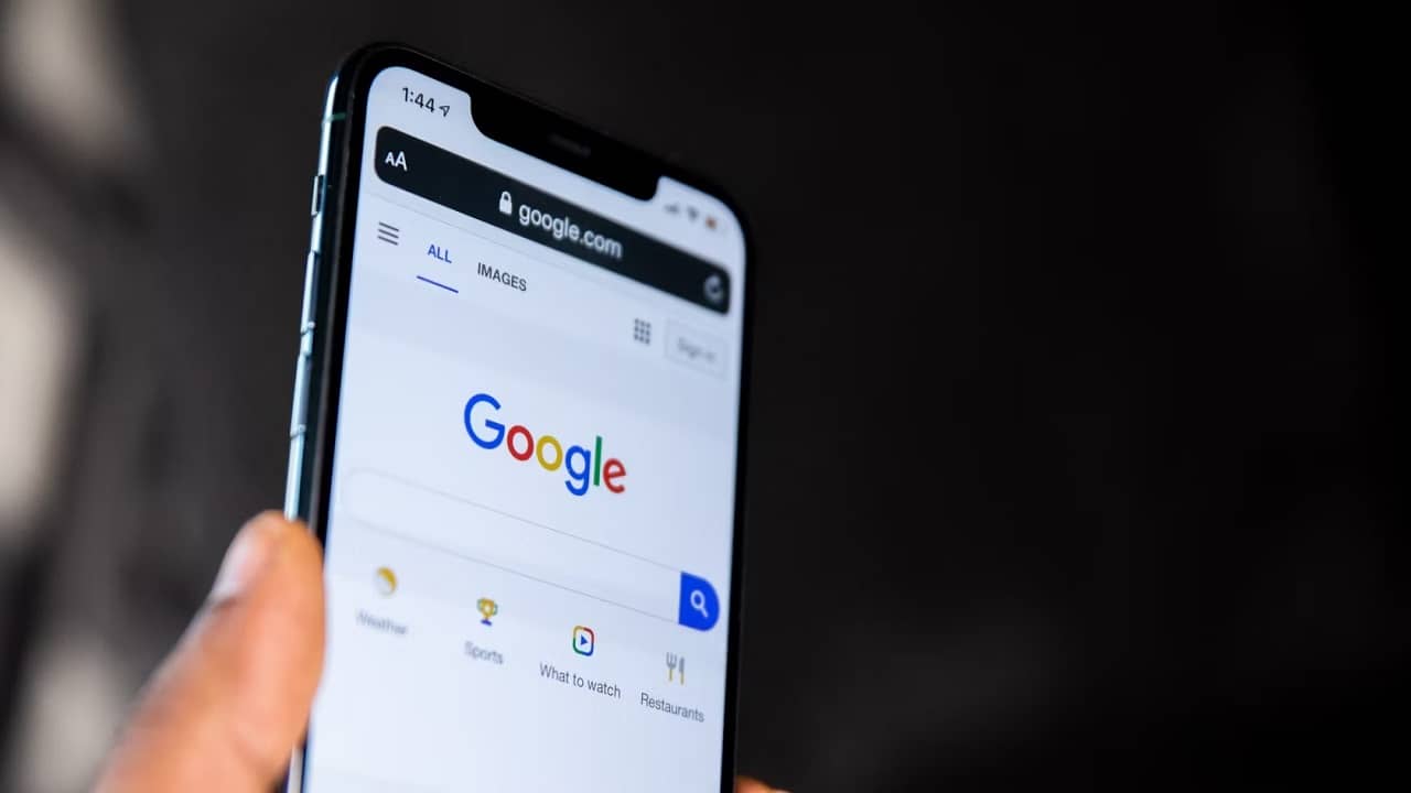 Google Search Tips 2023: ভুলেও নতুন বছরে এই 5 বিষয় Google করবেন না, দরজায় কড়া নাড়তে পারে পুলিশ...