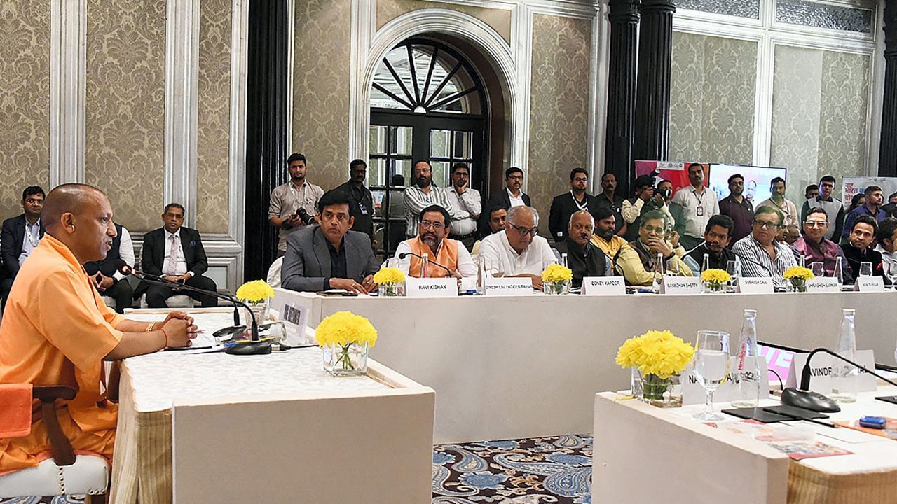 Yogi Adityanath Meeting With B Town Stars