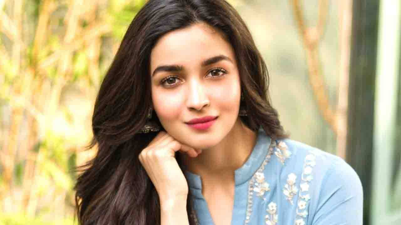 Alia Bhatt: এ তো বুড়ি হয়ে গিয়েছে..., ভন্সালির জন্মদিনে আলিয়াকে দেখে তাজ্জব নেটিজেন