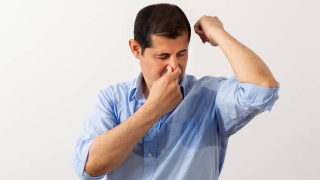 Body Odor and Disease রোজ স্নান করলেও শরীরের এই সব অঙ্গ থেকে ছড়াচ্ছে