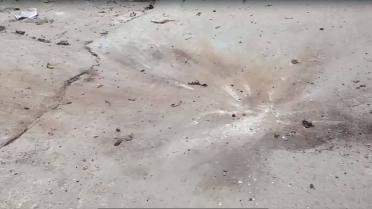 Crime News: হাতাহাতির মাঝেই বোমার শব্দ, চলল গুলি; ফরাক্কায় মৃত্যু যুবকের