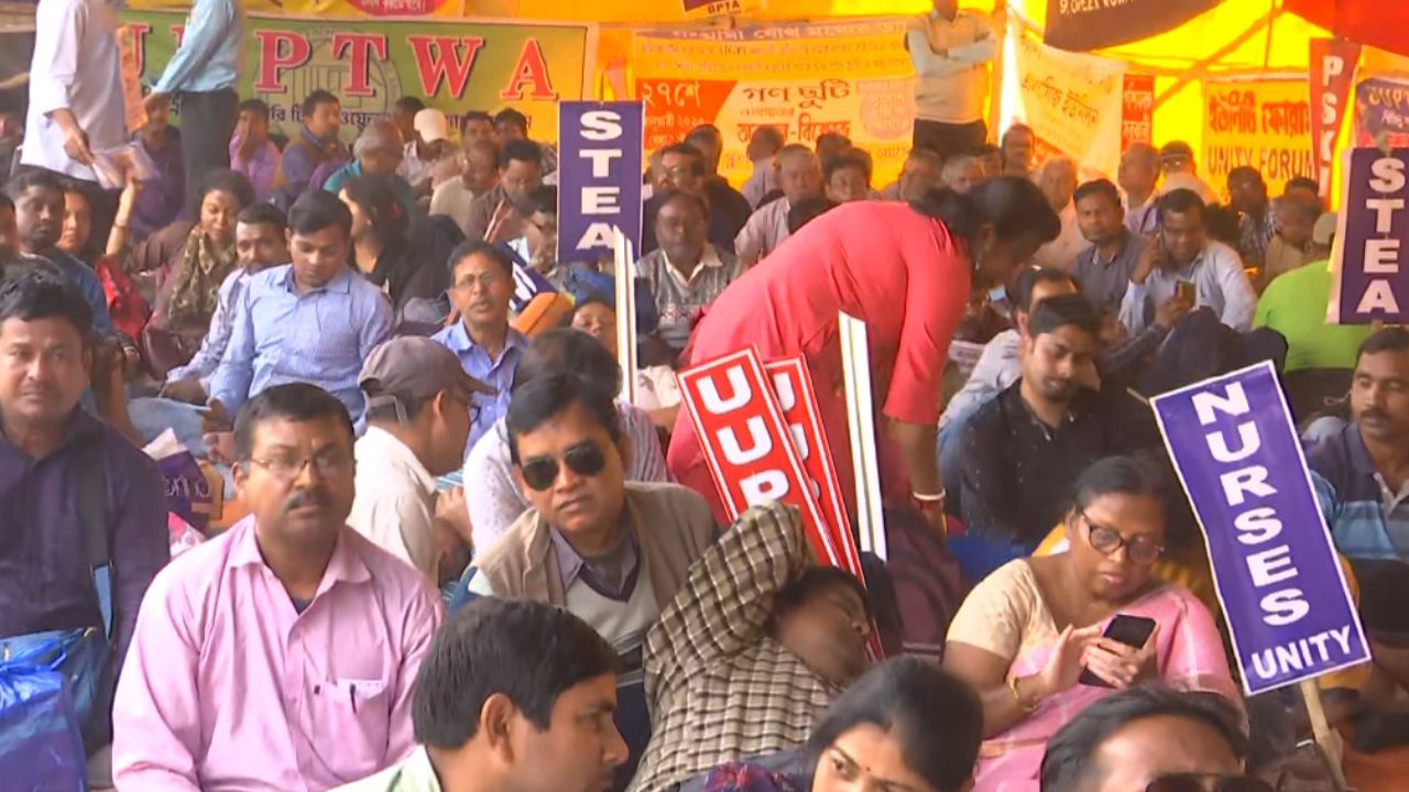 DA Protest: বন্ধ থাকবে সরকারি হাসপাতালের পরিষেবা? ডিএ'র দাবিতে ধর্মতলা থেকে কর্মবিরতির ডাক সংগ্রামী যৌথ মঞ্চের