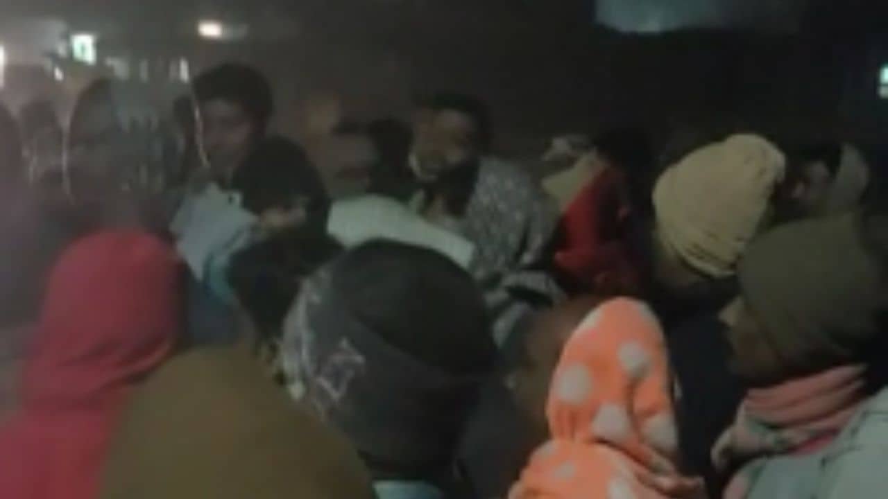 Crime News: টার্গেট ছিল স্বর্ণব্যবসায়ী, ছিনতাই করতে এসে আরেক কাণ্ড...